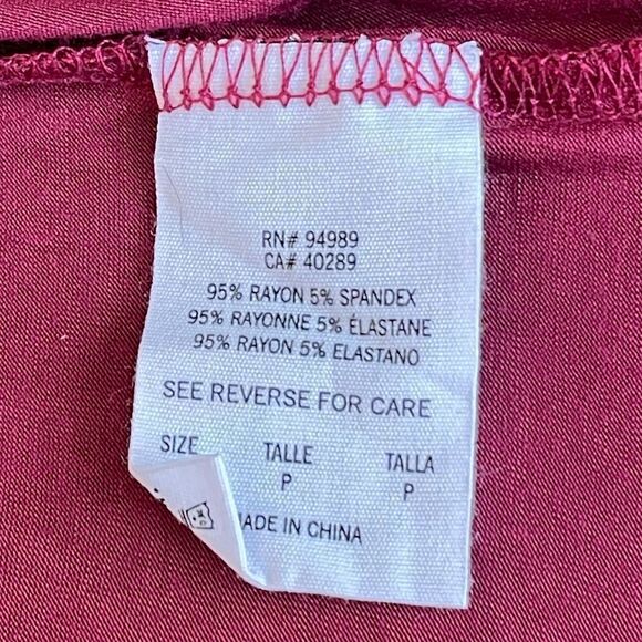 Cleveland Cavaliers New Era Women's T-Shirt Wine - Picture 7 of 8